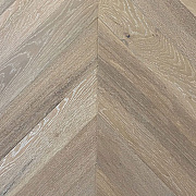 Wood Bee Chevron  Дуб Крема браш матовый Crema, UV-лак gloss 5-9% (левая)