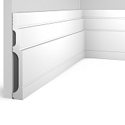 Плинтус HI WOOD B180V2/ 180 х 24 х 2000
